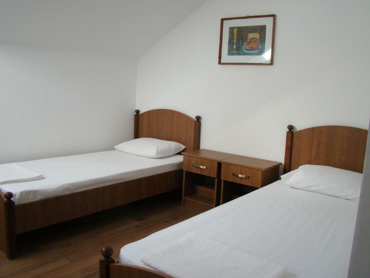 Casa Hora Hotel Сучеава Екстериор снимка